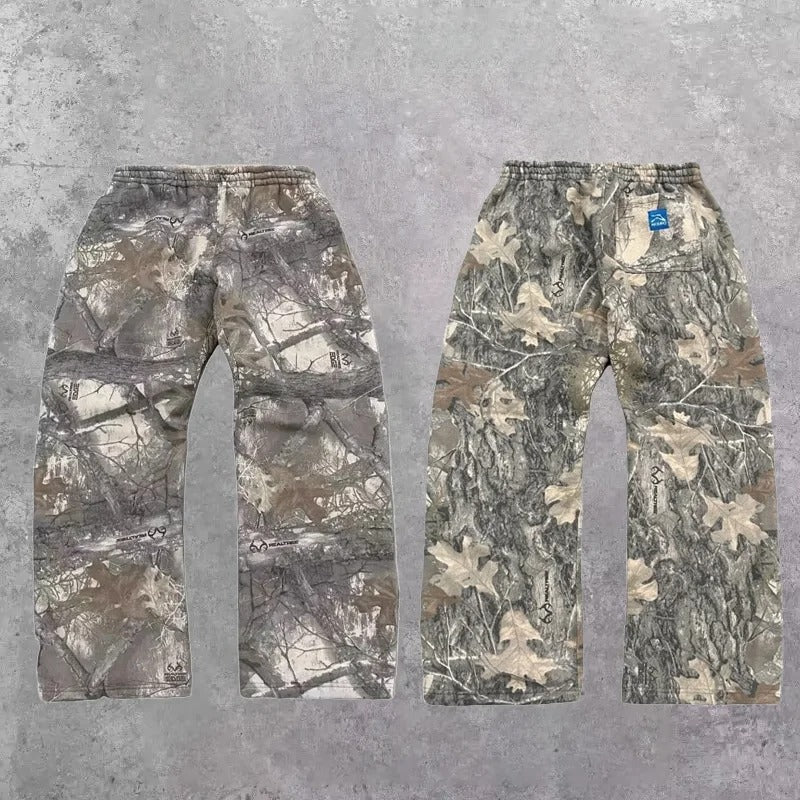 CAMOFLAGE BAGGY SWEATPANTS