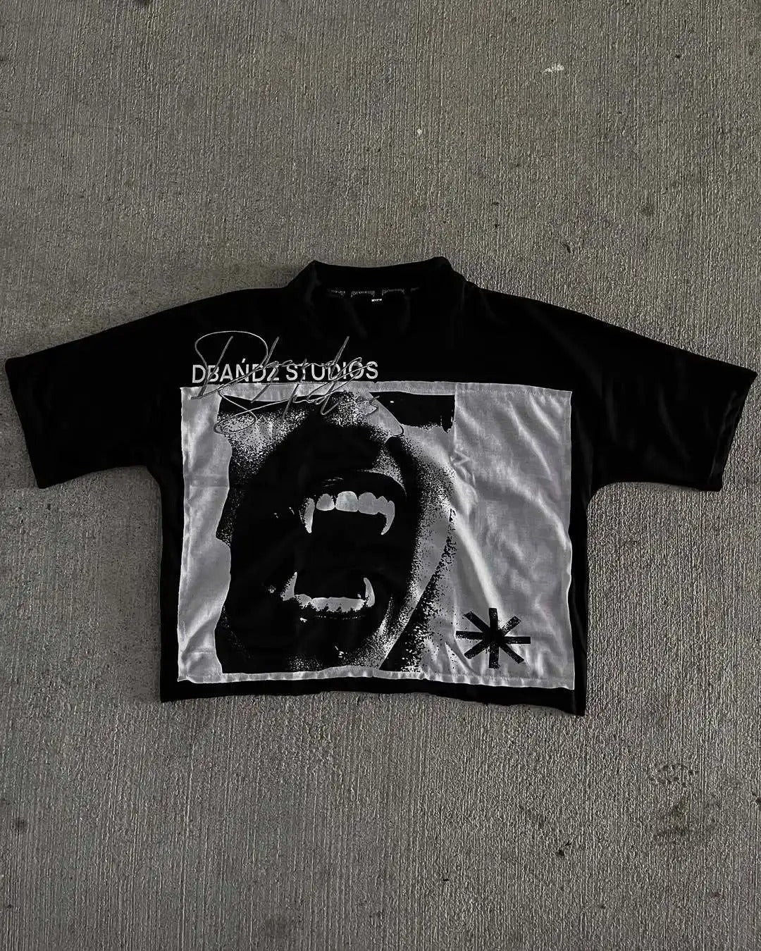 NO SILENCE DISTRESSED TEE