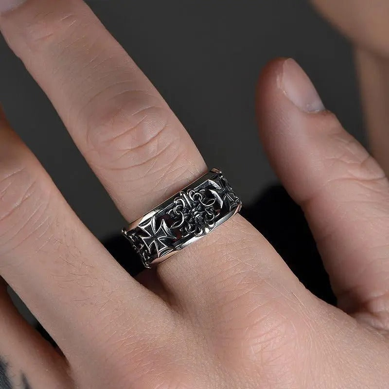 CRUSADER CROSS STAINLESS STEEL RING
