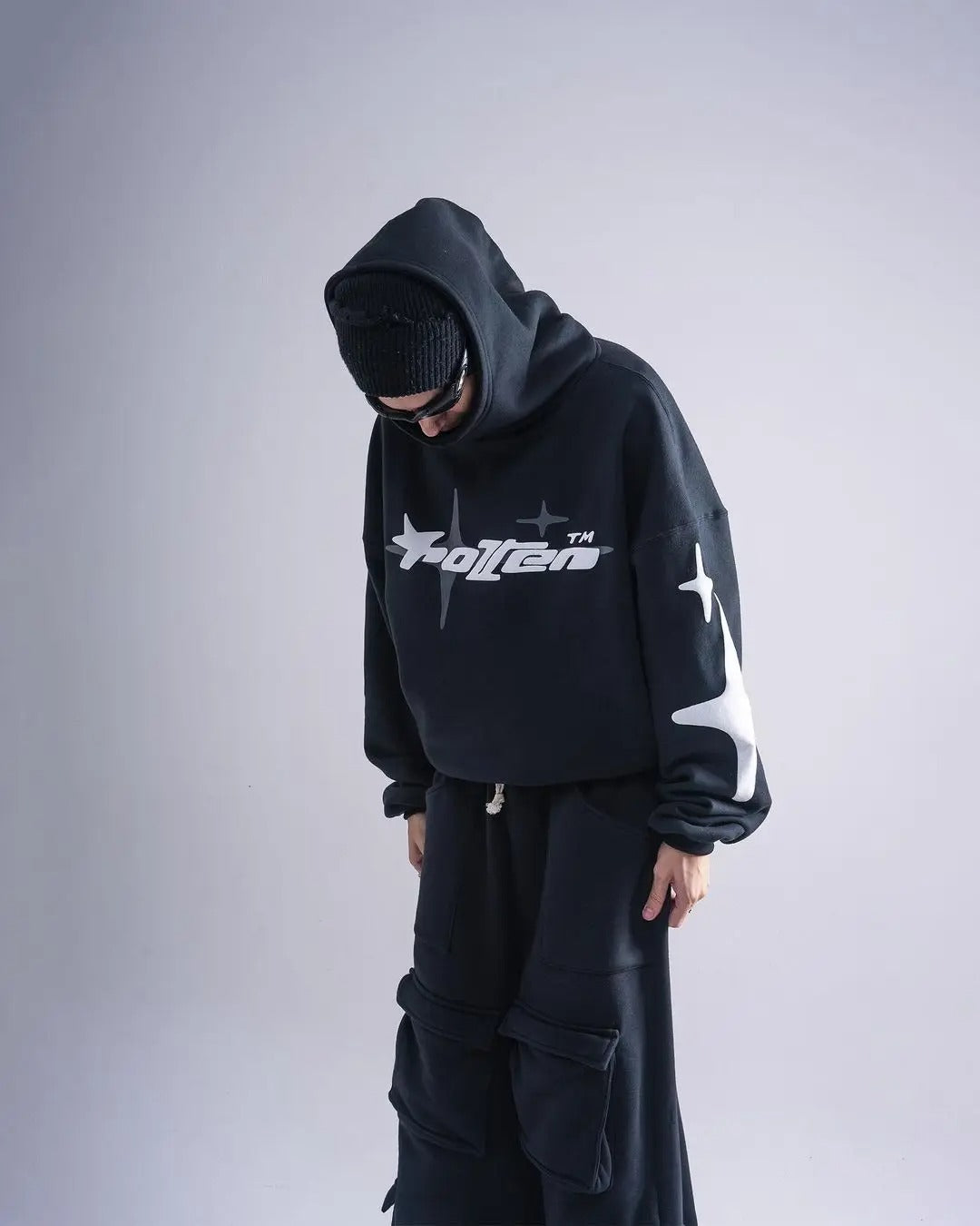 FALLEN STAR OVERSIZED GRAPHIC HOODIE