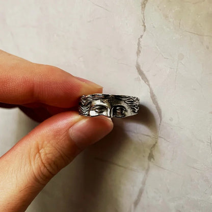 ANCIENT GAZE SCULPTED FACE VINTAGE RING
